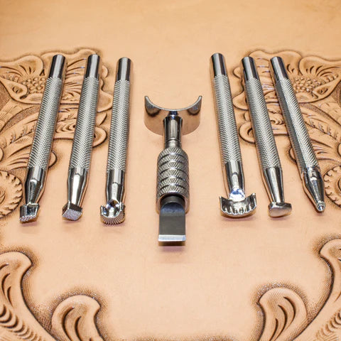 Leather Tooling Made Simple: A Step-by-Step Guide to Crafting Patterns